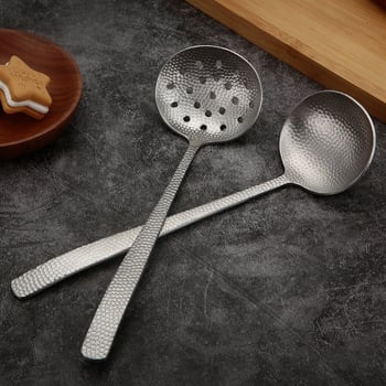 Κουτάλι σούπας με φίλτρο από ανοξείδωτο χάλυβα 304, χτυπητό μοτίβο, με εκτυπωμένο λογότυπο, προσαρμοστικό