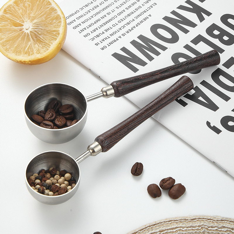 Mérőkanál tejporhoz és kávébabokhoz — 304 rozsdamentes acél, hosszú fa nyéllel, többfunkciós konyhai eszköz