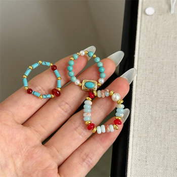 Γυναικείο δαχτυλίδι γεωμετρικού μινιμαλιστικού σχεδιασμού από μικτά υλικά (φθινόπωρο 2024)