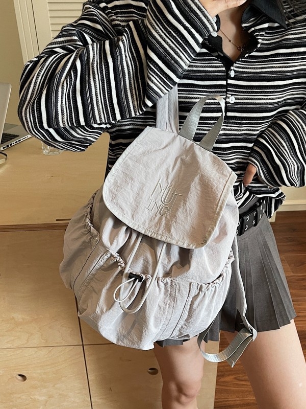 Σακίδιο πλάτης unisex από νάιλον, με αστικό στυλ, ελαφρύ με επεκτειόμενο σχεδιασμό, καμπύλες ιμάντες ώμου, κατάλληλο για σχολικές ανάγκες