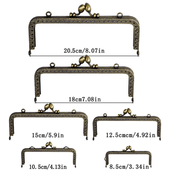 Dyx fém négyszögletes táska csat – kettős fül, faragott mintázat, kiegészítő táskákhoz, 2023 tél