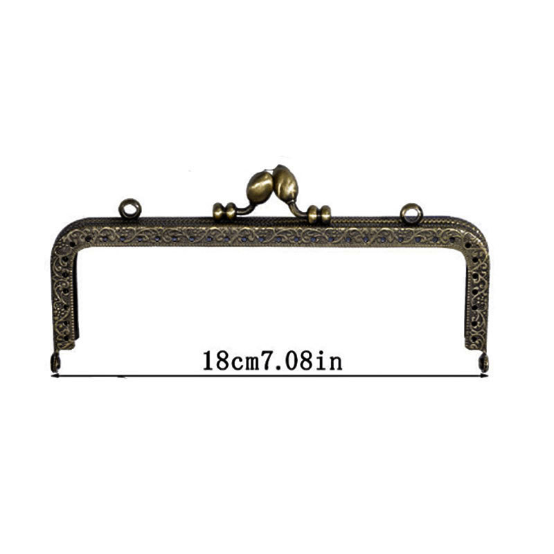 Dyx fém négyszögletes táska csat – kettős fül, faragott mintázat, kiegészítő táskákhoz, 2023 tél