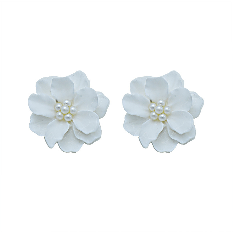 Broșă din cupru cu zirconiu, brand Two squirrels, formă coroană/litere/numere, finisaj diamantat, anti-expunere