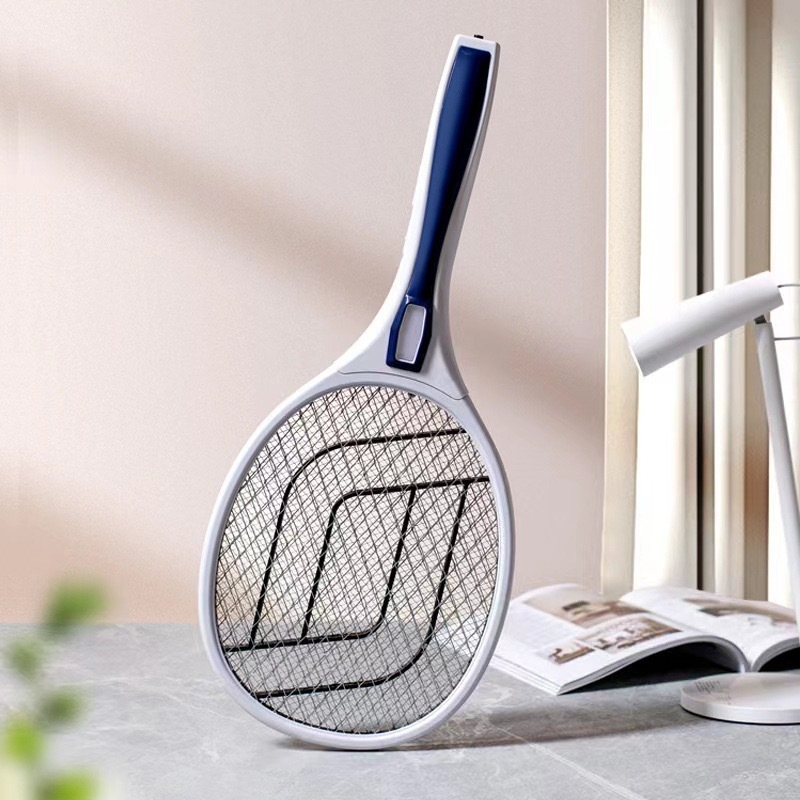 Električna šibica protiv komaraca 2-u-1, punjiva, direktno priključivanje u utičnicu, zamjenjive okrugle i ravne glave, LED svjetlo, ugrađena baterija, vrijeme punjenja 5–8 sati, pokrivenost 11–20 m²