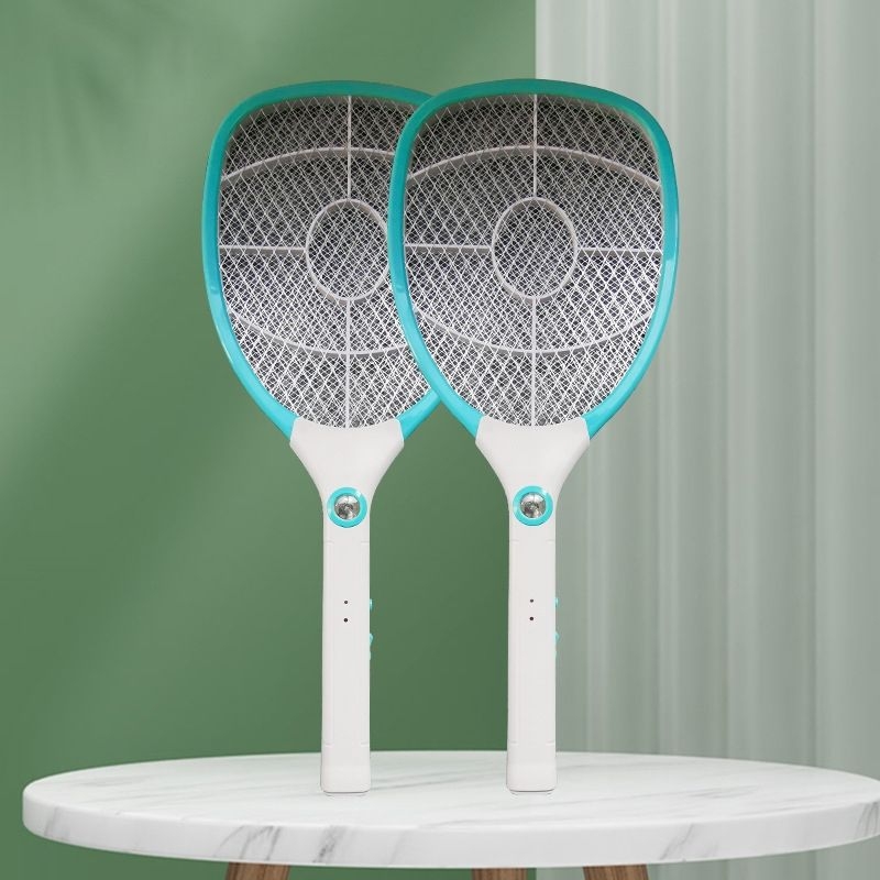 Električna štapna lopatica za komarce s ugrađenom baterijom i LED svjetlom, pokrivenost 11–20 m², trajanje baterije 8–12 sati