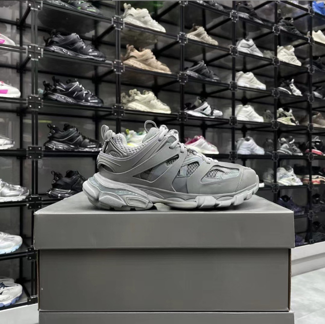 Paris 3.0 Daddy tenisice – unisex sportske tenisice, gornji dio od prave kože, gumena potplat, srednja visina pete 3–5 cm, mrežasta podstava, kopčanje trakom i elastikim zatvaračem