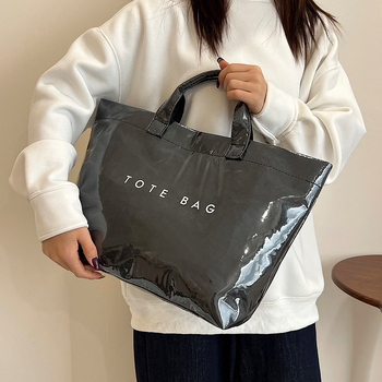 Jelly PVC Tote torba - prozirna, vodootporna, s džepom na zip za telefon i dokumente, vodoravni kvadratni oblik, Zima 2025