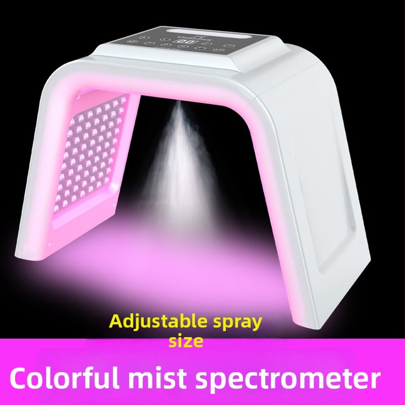 Dispozitiv portabil de terapie cu LED pentru față, marca Quanwan Li, lansat în 2022, destinat uzului casnic.