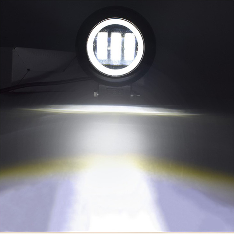 LED prožektorius su angelo akimis automobiliams, SUV, motociklams, furgonams ir sunkvežimiams – 30W, 12-60V, IP68, 6000lm, 40000h