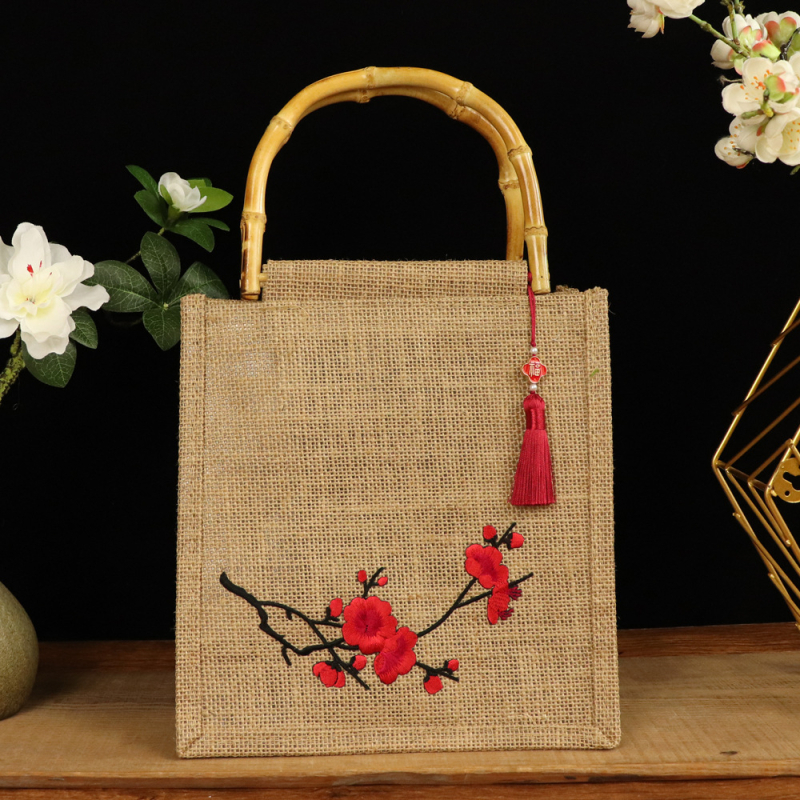 Torba tote u tradicionalnom stilu s vezom od pamuka i lana, bambus drška, konopna podstava, otvoreni vrh