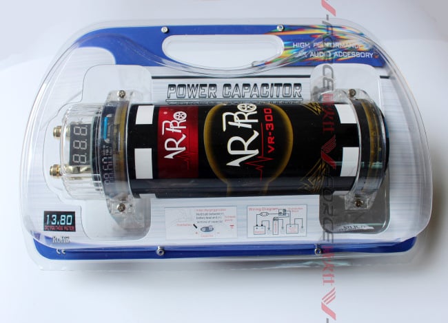 Автомобилен аудио кондензатор, 3F (3 Фарад), за автомобилен усилвател, тегло 1.3 кг