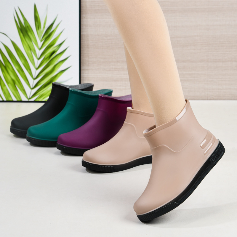 Ženske PVC čizme za kišu, niski štih, 1–3 cm visok potplat, protuklizna podplat, uzorak s slovima, za sve sezone