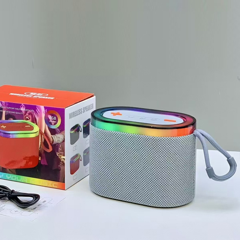 Erőteljes basszusú Bluetooth hangszóró, beépített 1000–1200 mAh akkumulátor, USB tápegység, Bluetooth 5.3, 5W kimenet, 10 m hatótávolság