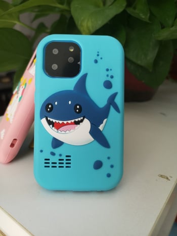 Παιδικό έξυπνο τηλέφωνο-παιχνίδι με διαφανή σιλικόνη και μονόκερο, μοντέλο S3 • οθόνη LCD 2.8'' • Κάμερα 2.0MP • Αποθήκευση TF • Διάρκεια μπαταρίας μίας εβδομάδας