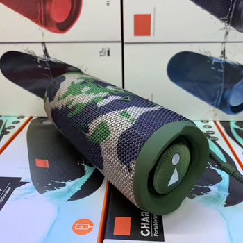 Boxă Bluetooth fără fir cu difuzoare duale și subwoofer, portabilă pentru exterior, slot pentru card (Bluetooth 5.3, 16W, 100 Hz–20 kHz, raza 10 m, baterie încorporată 1200–2000 mAh)