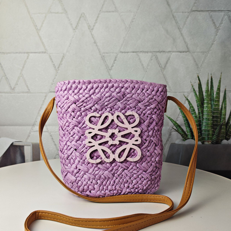 Sla mta soma – spilvena forma, auklas aizvēršana, kokvilnas-lina iekšpuse, iekšējais nodalījums ar rāvējslēdzēju