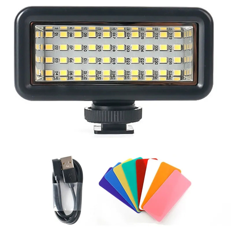 Светлина за екшън камера със стойка, RGB осветление, водоустойчивост до 40 m, вградена литиева батерия, тегло 120 g, модел SL-106