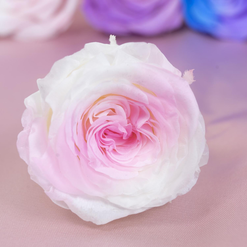 Örök virágból készült rózsa fej — anyag: örök virág; fajta: rózsa; márka: Queen of naxi; folyamat: 21892532504