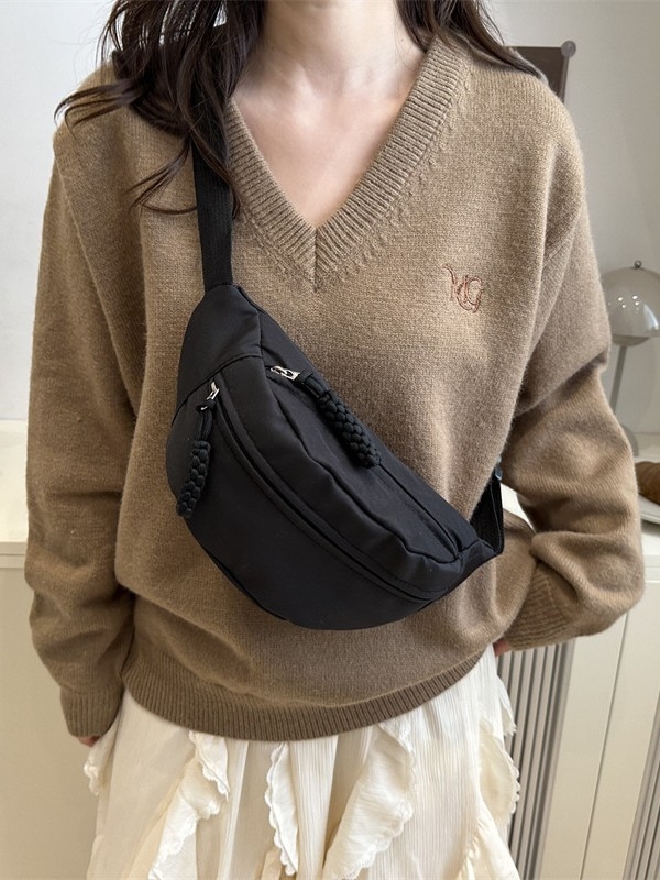 Geantă pentru piept din pânză, stil urban simplu, deschidere cu fermoar, buzunar laminat cu fermoar, buzunar intern cu patch, primăvara 2025