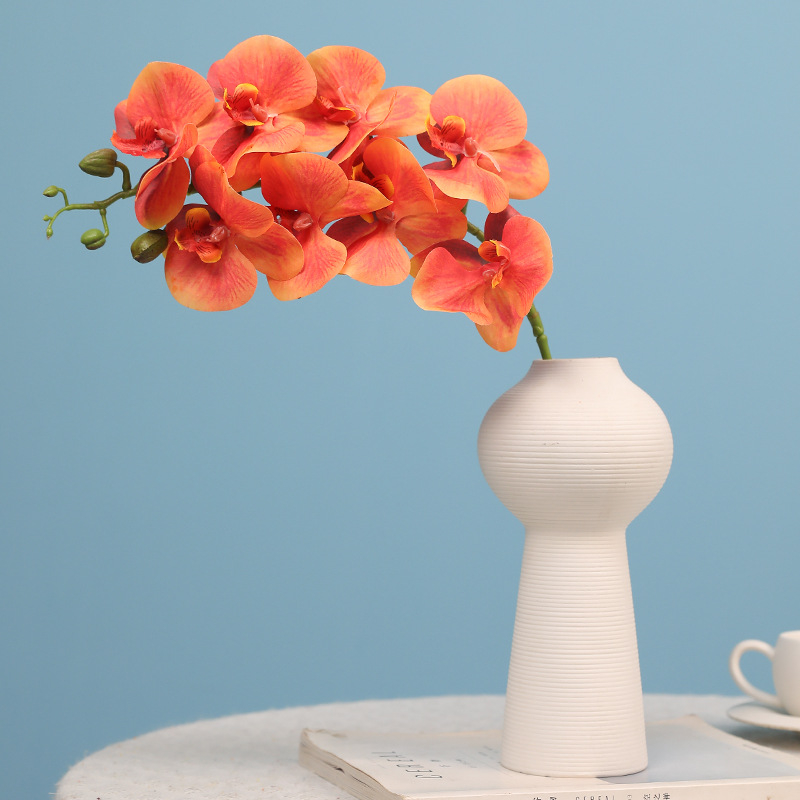 Phalaenopsis hodvábna orchída, jednoradová umelecká kvetina; materiál: hodvábna tkanina; odroda: Phalaenopsis; zručnosť: maľované, textúrované, reliéfne, vstrekované tvarovanie