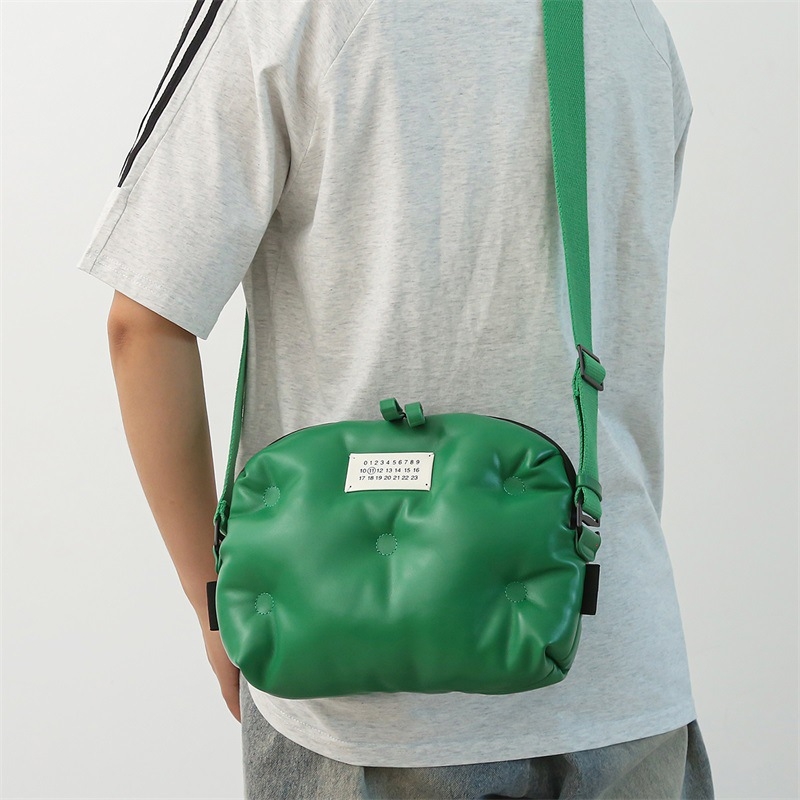 Pánska crossbody taška z PU kože na cestovanie – odolná, priečinok pre 10-palcový notebook, polyesterová podšívka, voľnočasový štýl