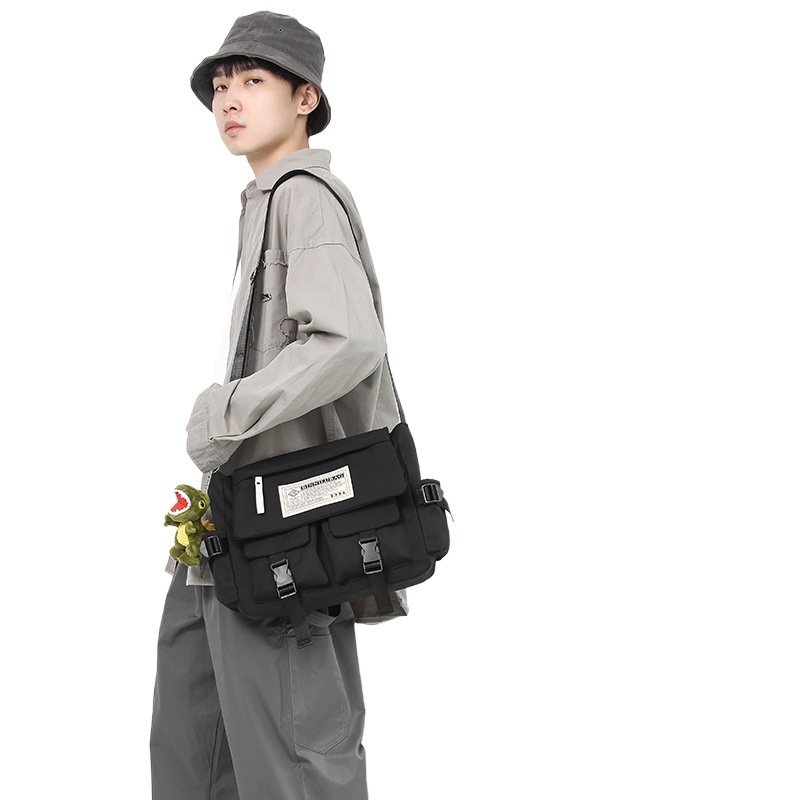 Vīriešu krūšu soma, materiāls Silk Flower, odveja Nylon, stils Fresh and Sweet, pavasaris 2024, brīvā laika ceļojumiem