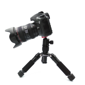 Metalni mini gimbal stativ za telefon s panoramskim 360° rotacijama, aluminijska legura, težina 104 g, podržava 3/8 i 1/4 vijaka, kompatibilan s kamerama, telefonom i stabilizatorima, model Q33
