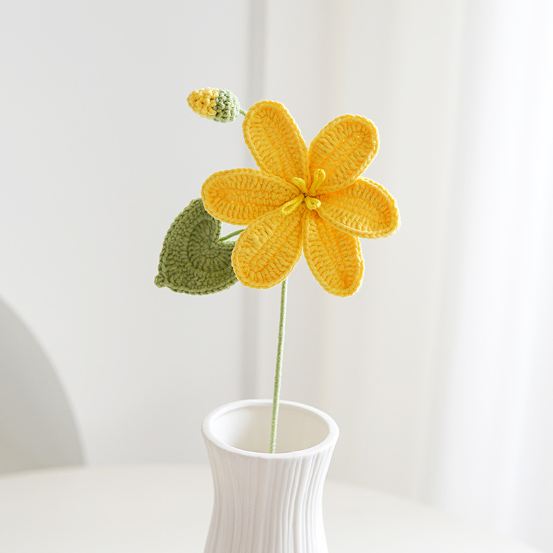 Floare tricotată manual din lână – lalea uscată, personalizare DIY, ambalaj în pungă OPP