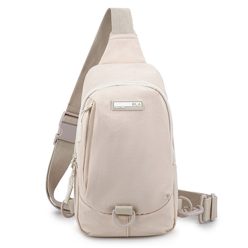 Najlon crossbody torba, Novi nacionalni trend, Zatvaranje na zip, Vodoravni kvadratni oblik, Jesensko izdanje 2025