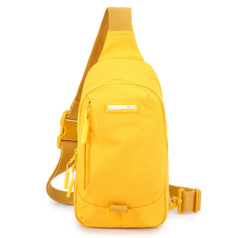 Najlon crossbody torba, Novi nacionalni trend, Zatvaranje na zip, Vodoravni kvadratni oblik, Jesensko izdanje 2025