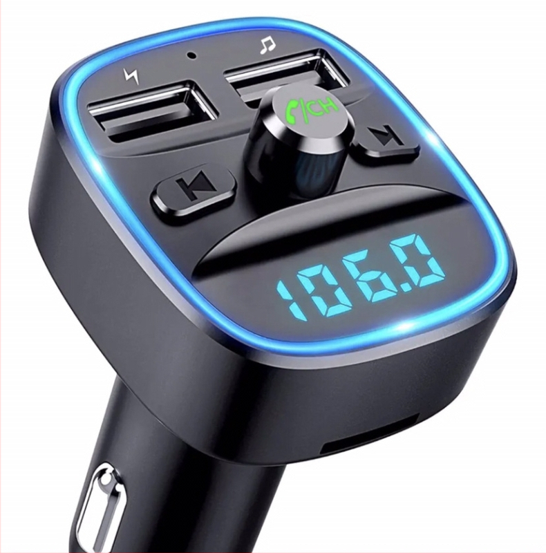 Automobilinis MP3 grotuvas su Bluetooth laisvų rankų funkcija, FM siųstuvas, aplinkos apšvietimas ir įkroviklis automobiliui (Prekės ženklas: Syed; Modelis: P2; Medžiaga: ABS)