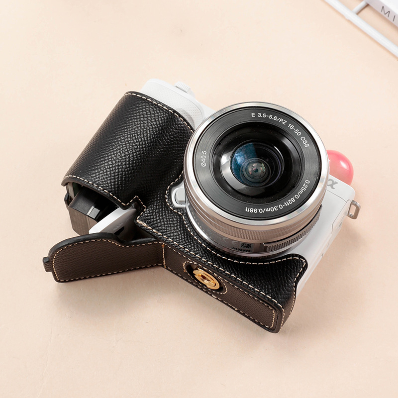 Sony ZVE10 bezzrkadlová kamera taška s koženým základom (polukomplekt) – PU koža, ohnutý ramenný popruh, vnútorné vnútro zo syntetickej kože, model ZVE10