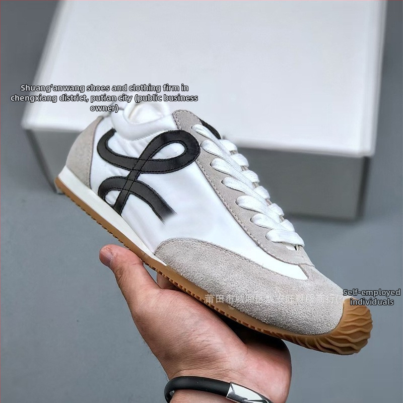 Moteriški odiniai kasdieniai sportbačiai su raišteliais, apvaliu pirštu, lengvi, natūralios gumos padas