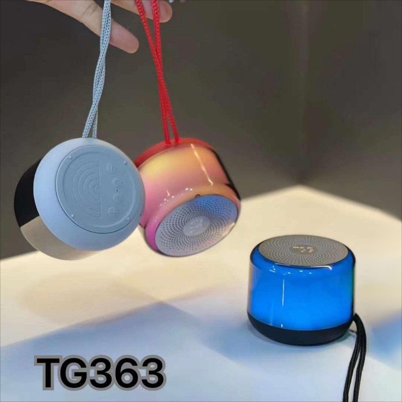 Bluetooth zvučnik s Bluetooth 5.3, IPX4 vodootpornost, raspon frekvencija 100 Hz–20 kHz, SNR ≥85 dB, izlazna snaga <10 W