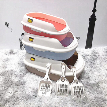 Plastična kutija za mačji šljunak s poluzatvorenim dizajnom, protiv rasipanja, uključuje lopaticu