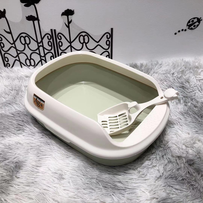 Plastična kutija za mačji šljunak s poluzatvorenim dizajnom, protiv rasipanja, uključuje lopaticu