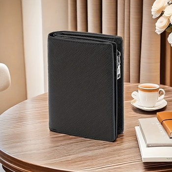 Γυναικείος μικρός δερμάτινος πορτοφόλι με φερμουάρ και πολλές θήκες καρτών — δέρμα δεύτερου στρώματος, επένδυση από ίνες Super Fiber, αστική απλότητα, χειμώνας 2023