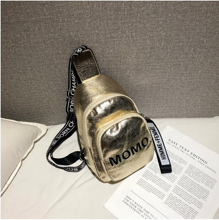 Ženska crossbody torba s momo slovnim motivom, korejskog stila, mekani PU, ljeto 2024, zatvarač, unutarnji džep za telefon, 3D vanjski dizajn
