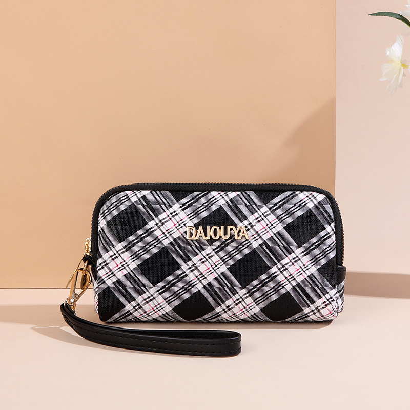 Ženska clutch torbica sa zatvaračem na zip, PU materijal, vodoravni kvadratni oblik, unutarnji džep za mobitel i ID karticu, podstava od poliester.