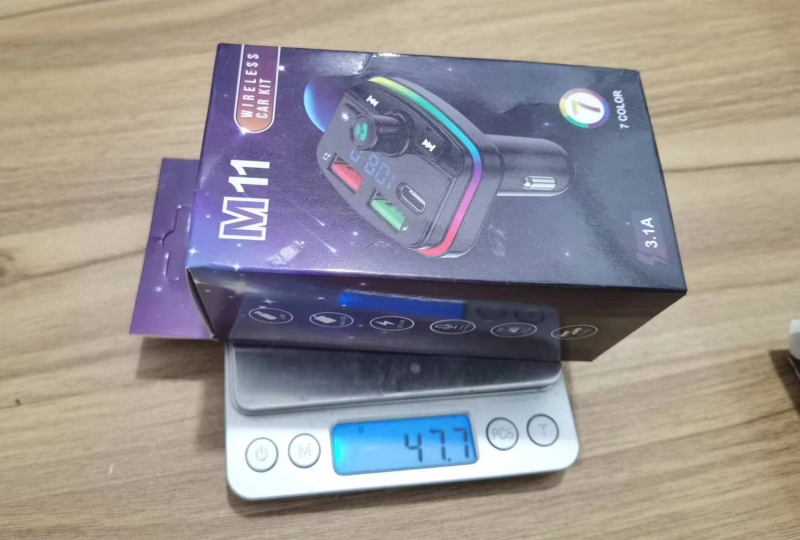 Bluetooth auto MP3 player s FM transmiterom i QC3.0 brzo punjenje USB auto punjač (Model M7/M11, ulaz 12-24V DC)