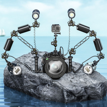 Seafrogs CP-2 Taureņklips zemūdens fotogrāfijai – CNC alumīnija sakausējums, dubultā sfēras galva, gaismas rokas klips ar divām atverēm, universālais kameru turētājs, slodze 3–5 kg