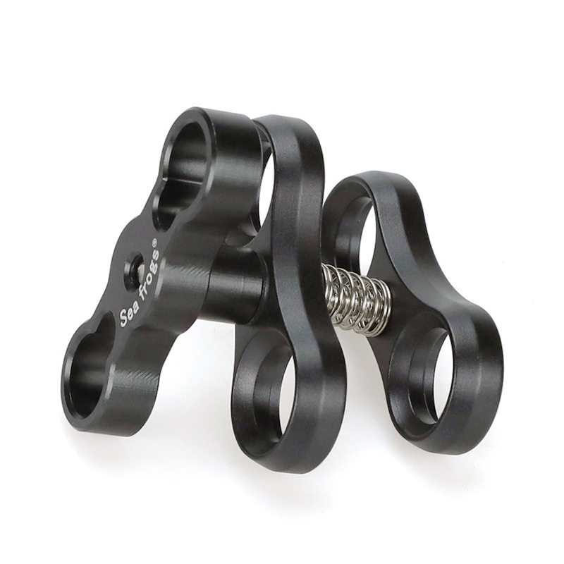 Seafrogs CP-2 Taureņklips zemūdens fotogrāfijai – CNC alumīnija sakausējums, dubultā sfēras galva, gaismas rokas klips ar divām atverēm, universālais kameru turētājs, slodze 3–5 kg