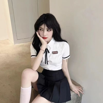 Unisex komplet uniformi za kozmetičare s kragnom od krzna i košulom, rukavi 3/4, tkanina od spandex smjese ispod 30%, hlače duljine pet četvrtina, stil stewardess