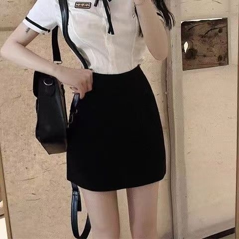 Unisex komplet uniformi za kozmetičare s kragnom od krzna i košulom, rukavi 3/4, tkanina od spandex smjese ispod 30%, hlače duljine pet četvrtina, stil stewardess