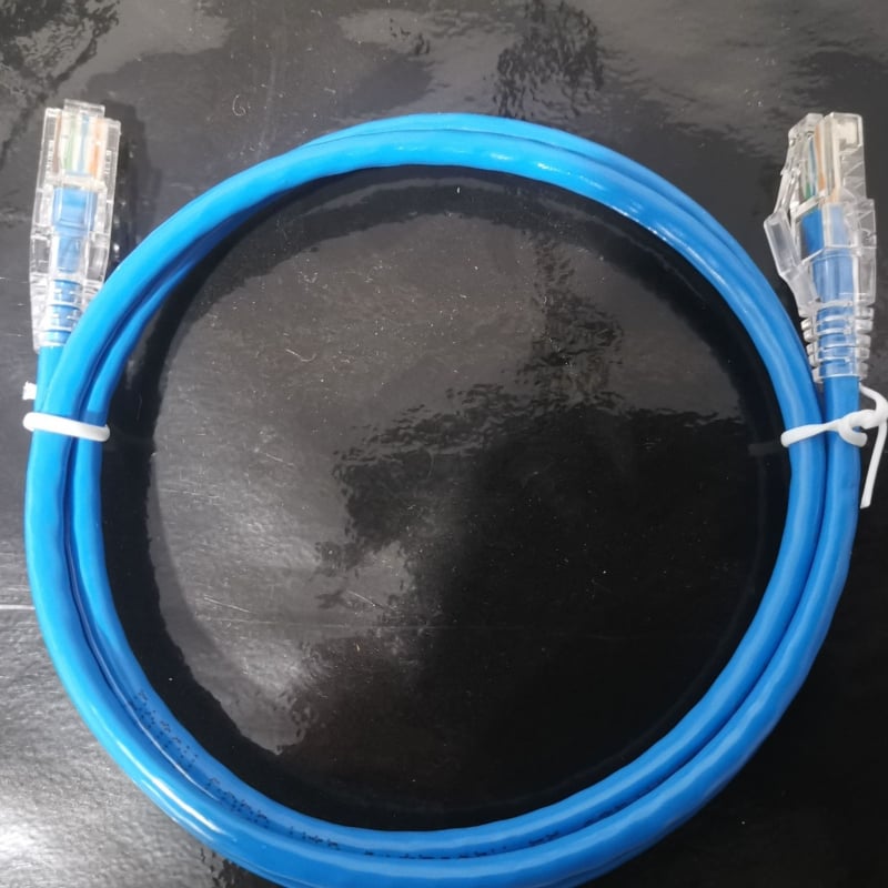 Cat5e dviejų galų tinklo kabelis kompiuteriui ir maršrutizatoriui, vidiniam ir išoriniam naudojimui stebėjimui