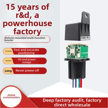 CJ720/CJ730 GPS-lokátor robogókhoz és autókhoz — pozíciómeghatározás 5–15 m, GSM quad-band, riasztási módok: rezgés, mobilriasztás, kerítés, gyorshajtás riasztás; 24 órás akkumulátor.
