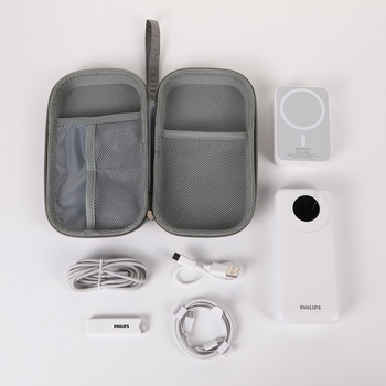 Multifunkciós adatkábel-tároló táska, kézitáska-stílus, anyag Oxford vászon + EVA, kis egyrétegű kialakítás, méretei 20,5×11×5 cm, súlya 90 g, utazáshoz ideális