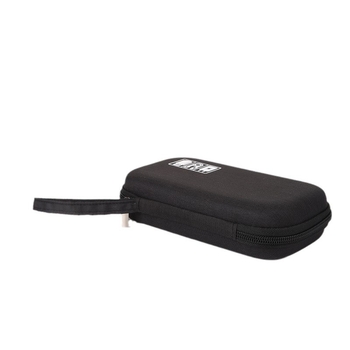 Multifunkciós adatkábel-tároló táska, kézitáska-stílus, anyag Oxford vászon + EVA, kis egyrétegű kialakítás, méretei 20,5×11×5 cm, súlya 90 g, utazáshoz ideális