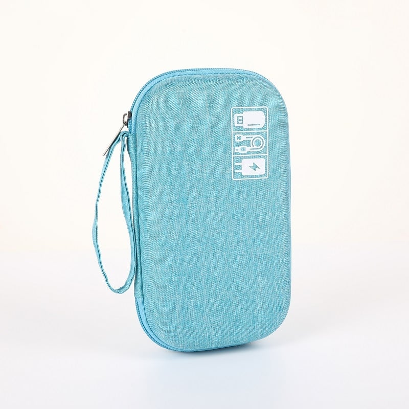 Multifunkciós adatkábel-tároló táska, kézitáska-stílus, anyag Oxford vászon + EVA, kis egyrétegű kialakítás, méretei 20,5×11×5 cm, súlya 90 g, utazáshoz ideális
