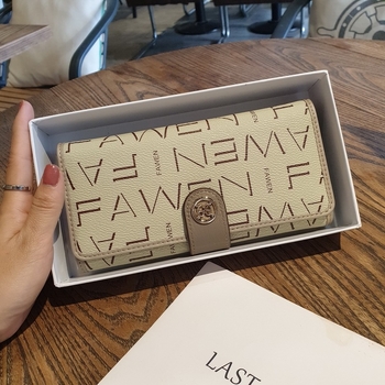 Μακρύ γυναικείο πορτοφόλι από PVC με πολλαπλές θήκες καρτών, κλιπ χαρτονομισμάτων, θήκη με φερμουάρ, εσωτερική επένδυση από γνήσιο δέρμα, μοντέλο 22110